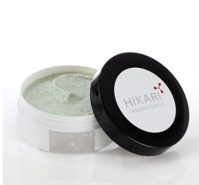Питательный крем-скраб интенсивного действия Pistachio body scrub HIKARI