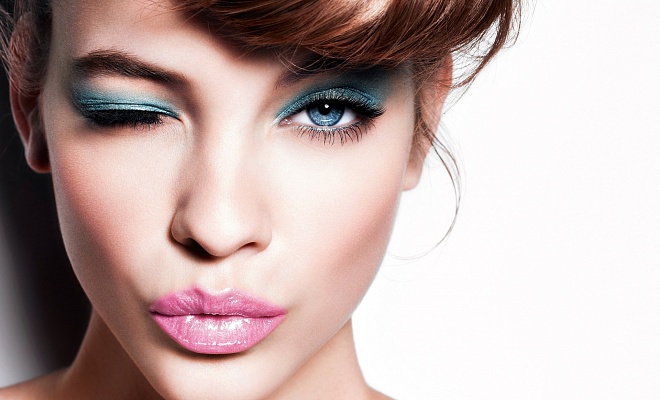 Макияж для Инстаграм: как сделать безупречный тон и подчеркнуть черты лица Макияж для Инстаграм: как создать идеальный тон и подчеркнуть черты лица
