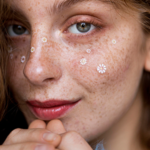 Невозможно игнорировать. Пигментные пятна: предотвратить, осветлить! Это невозможно игнорировать. Пятна: Профилактика и сокращение!