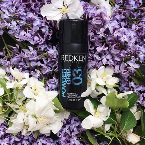 Пудра для волос - лучшее средство для укладки креативной стрижки Пудра для волос – идеальное средство для укладки креативных стрижек